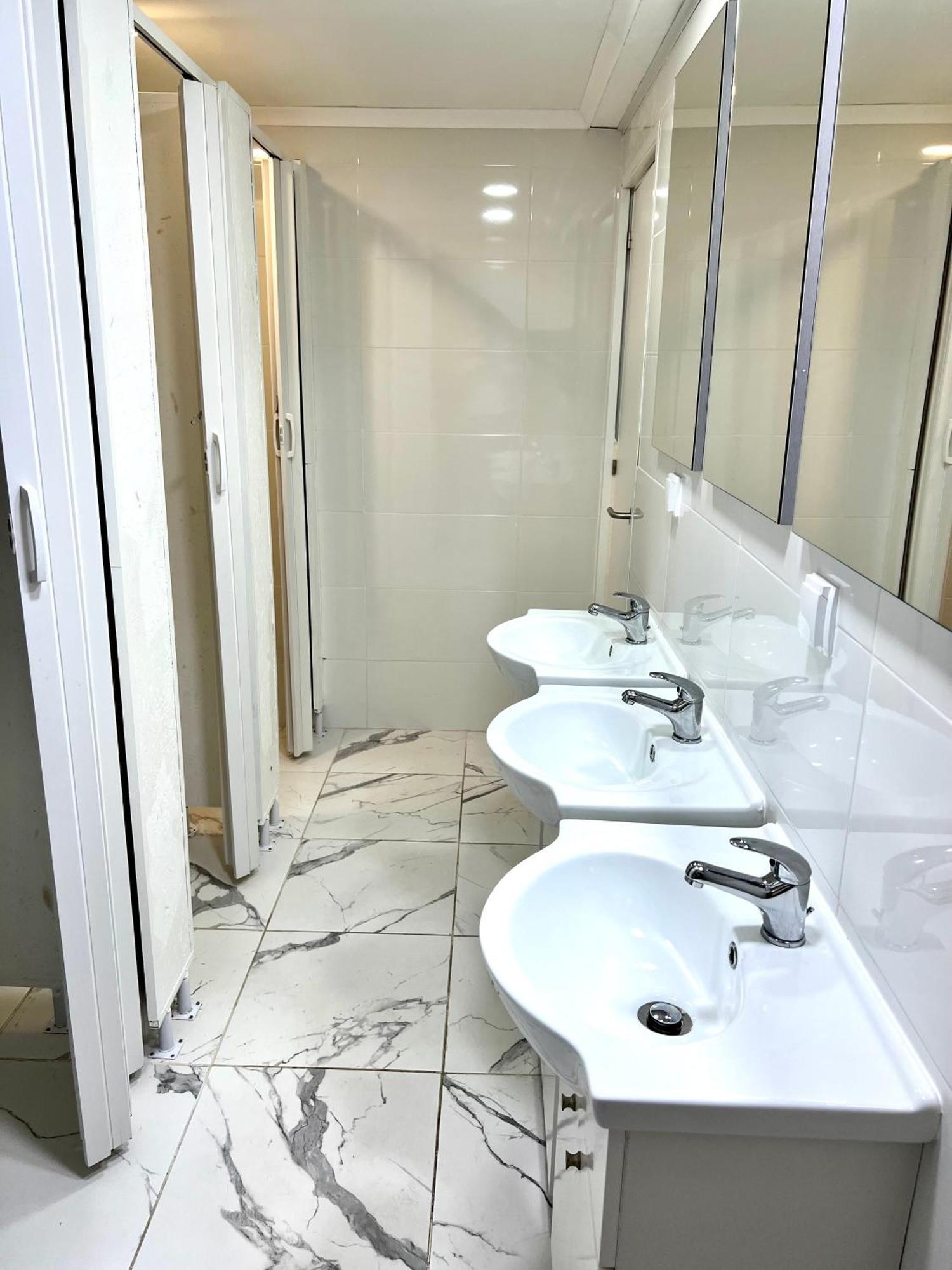 Oeiras Beach Private Room 9 - Double Bedroom With Shared Bathroom & Terrace Exteriér fotografie